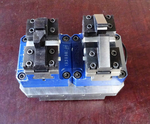 Schunk pneumatischer Kraftspannblock